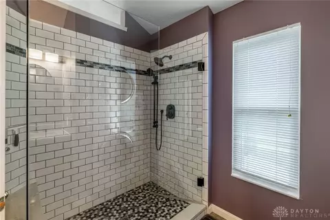 Bath - 45 Wheatmore Ct, Springboro, OH 45066 photo 2 of 5