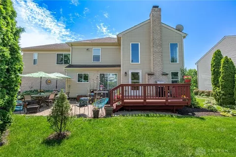 Exterior - 45 Wheatmore Ct, Springboro, OH 45066 photo 10 of 11