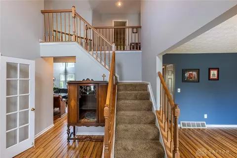 Entry Way - 45 Wheatmore Ct, Springboro, OH 45066 photo 3 of 6