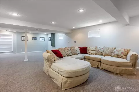 Living - 45 Wheatmore Ct, Springboro, OH 45066 photo 6 of 6