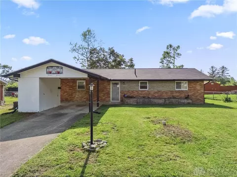 1705 Layton Dr, Dayton, OH 45406
