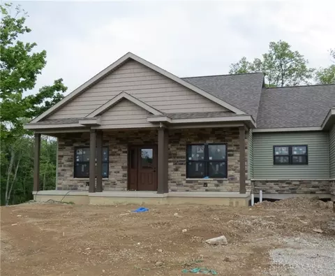 1085 Winter Ridge Dr, Sidney, OH 45365