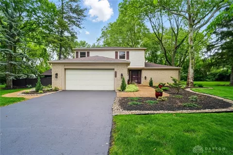 5206 Beaconwood Ct, Dayton, OH 45429