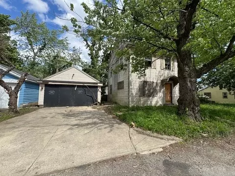 1712 Manor Pl, Dayton, OH 45406