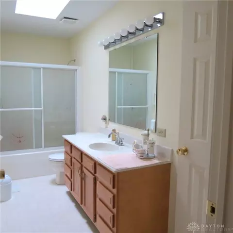 Bath - 3360 Seven Point Ct, Sidney, OH 45365 photo 2 of 2