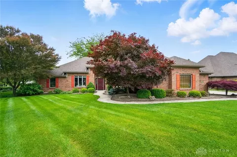 1403 Timshel St, Sugarcreek Township, OH 45440
