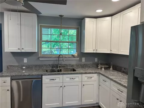 4367 Helena Ct, Springfield, OH 45503 photo 11