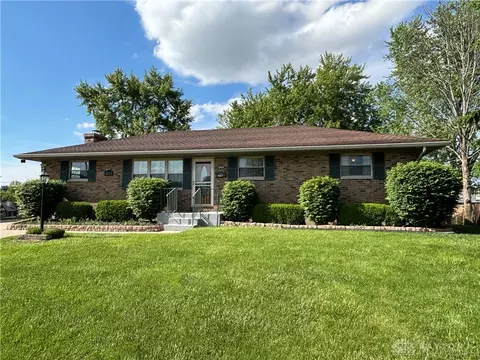 4367 Helena Ct, Springfield, OH 45503 photo 2