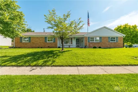 202 Hartshorn Dr, Vandalia, OH 45377