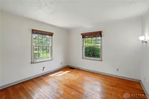 811 Tanglewood Dr, Springfield, OH 45504 photo 17