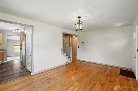 811 Tanglewood Dr, Springfield, OH 45504 photo 7