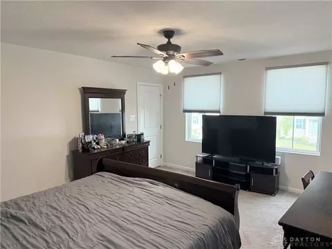 Bedroom - 222 Roebling St, Springfield, OH 45505 photo 9 of 10