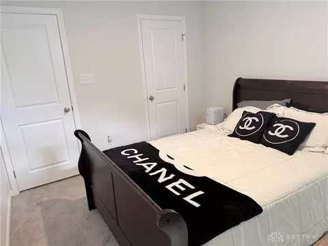 Bedroom - 222 Roebling St, Springfield, OH 45505 photo 2 of 10