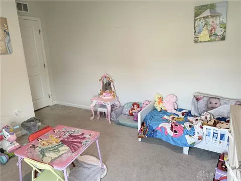 Bedroom - 222 Roebling St, Springfield, OH 45505 photo 7 of 10
