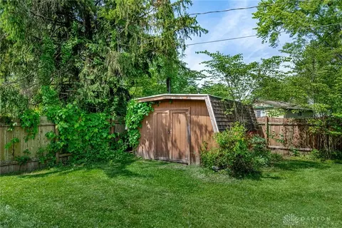 7895 Raintree Rd, Centerville, OH 45459 photo 38
