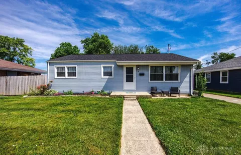 6 Cherokee Dr, Hamilton, OH 45013