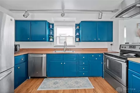 Kitchen - 4582 School Section Rd, Cincinnati, OH 45211 photo 2 of 2