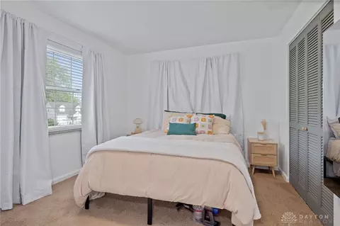 Bedroom - 4582 School Section Rd, Cincinnati, OH 45211 photo 3 of 8