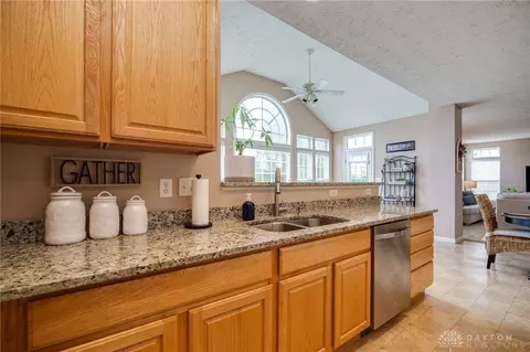 476 Stanton Dr, Springboro, OH 45066 photo 8