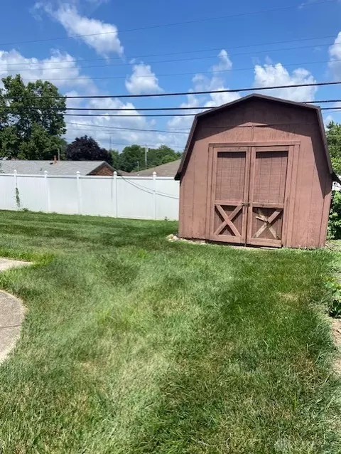Exterior - 1673 W Stroop Rd, Kettering, OH 45439 photo 6 of 7