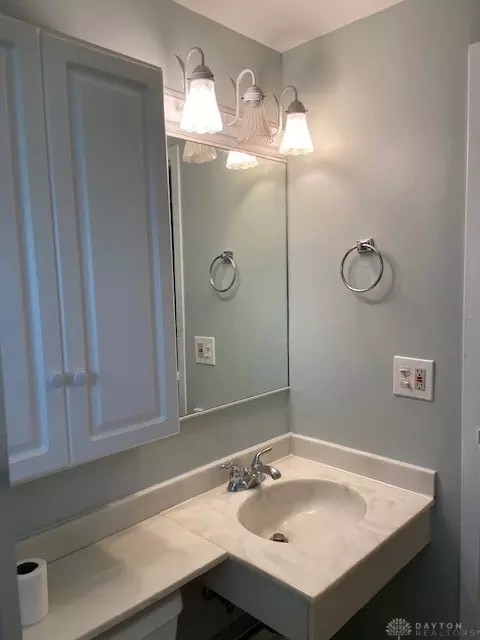 Bath - 1673 W Stroop Rd, Kettering, OH 45439 photo 2 of 3
