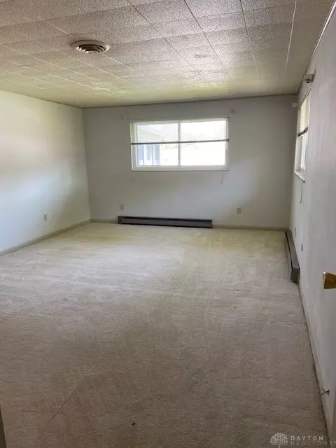 Bedroom - 1673 W Stroop Rd, Kettering, OH 45439 photo 2 of 3