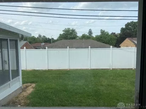 Exterior - 1673 W Stroop Rd, Kettering, OH 45439 photo 3 of 7