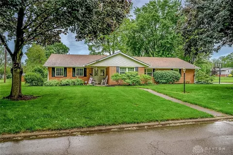4640 Woodwell Dr, Dayton, OH 45440
