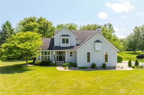 143 Summerfield Ln, Lebanon, OH 45036