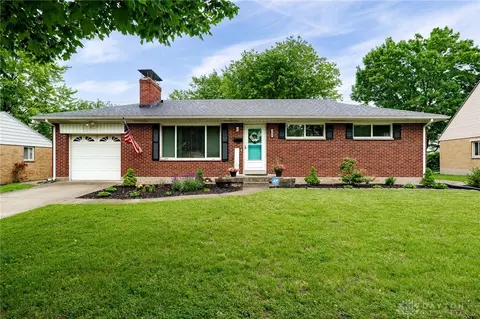 3890 Mengel Dr, Dayton, OH 45429