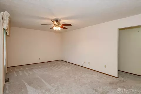 Living - 3079 Brixton Rd, Springfield, OH 45503 photo 4 of 4