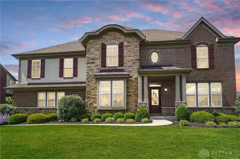 7241 Keltner Dr, West Chester, OH 45069