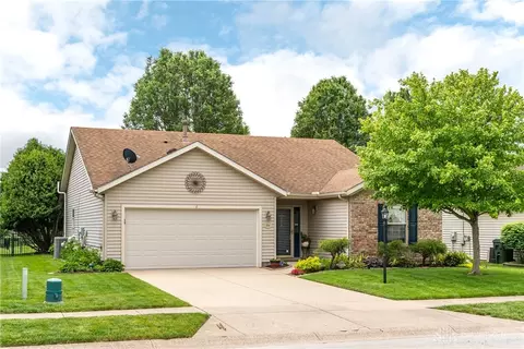 3716 Waterbridge Ln, Miamisburg, OH 45342