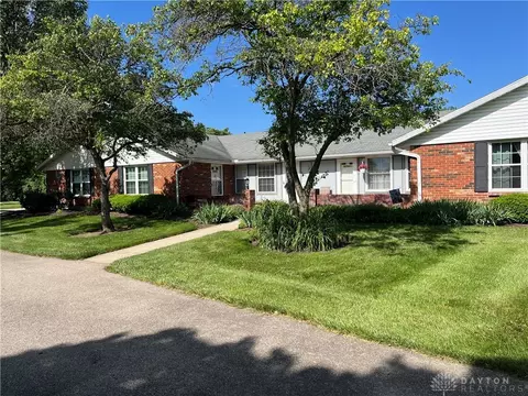 6308 Jason Ln, Centerville, OH 45459