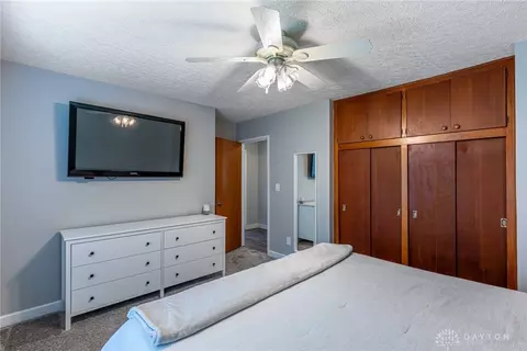Bedroom - 920 Fairacres Dr, Kettering, OH 45429 photo 7 of 7