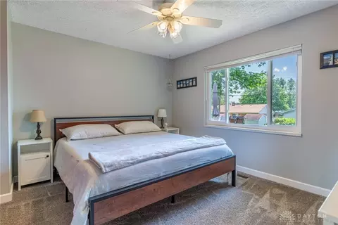 Bedroom - 920 Fairacres Dr, Kettering, OH 45429 photo 6 of 7