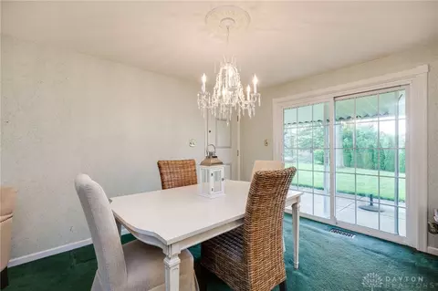 Dining - 3103 E High St, Springfield, OH 45505 photo 1 of 3