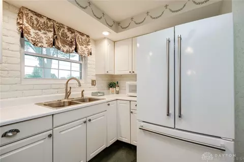 Kitchen - 3103 E High St, Springfield, OH 45505 photo 3 of 6