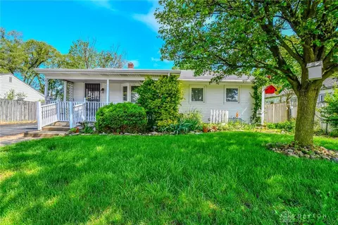 615 Grant St, Fairborn, OH 45324