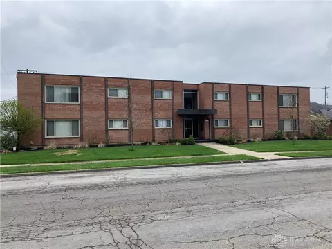 3100 Valerie Arms Dr, Dayton, OH 45405