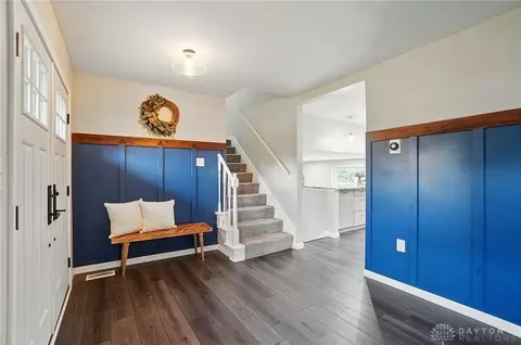 Entry Way - 1029 E Rahn Rd, Centerville, OH 45429 photo 2 of 4