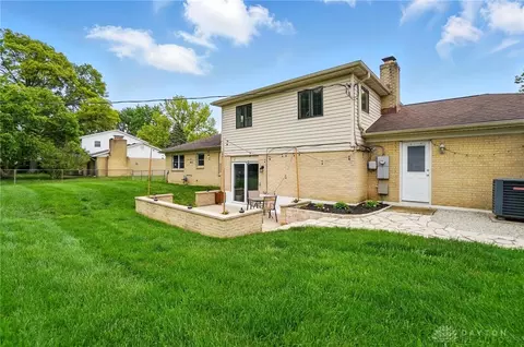 Exterior - 1029 E Rahn Rd, Centerville, OH 45429 photo 7 of 14