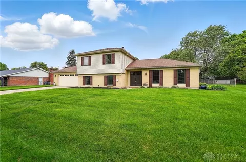 Exterior - 1029 E Rahn Rd, Centerville, OH 45429 photo 13 of 14