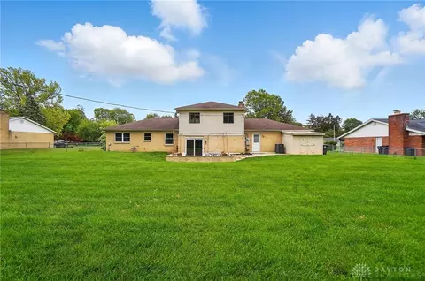 Exterior - 1029 E Rahn Rd, Centerville, OH 45429 photo 5 of 14