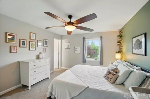 Bedroom - 1029 E Rahn Rd, Centerville, OH 45429 photo 2 of 6