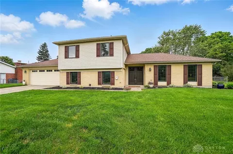 Exterior - 1029 E Rahn Rd, Centerville, OH 45429 photo 3 of 14