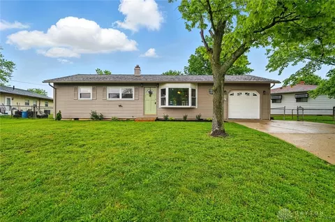 1209 Nunnery Dr, Miamisburg, OH 45342