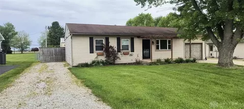 3941 Apache Trl, Jamestown, OH 45335