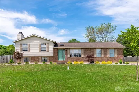 9673 Dayton Greenville Pike, Brookville, OH 45309