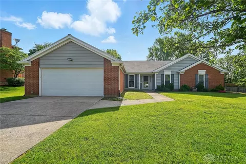 601 Tara Oaks Dr, Middletown, OH 45042